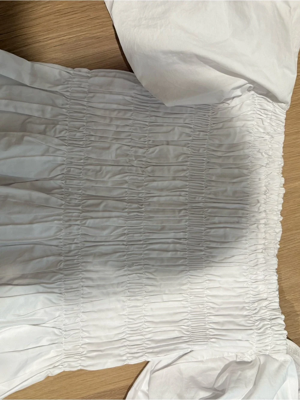 Astr the label White Puff-Sleeve Smocked Peplum Top